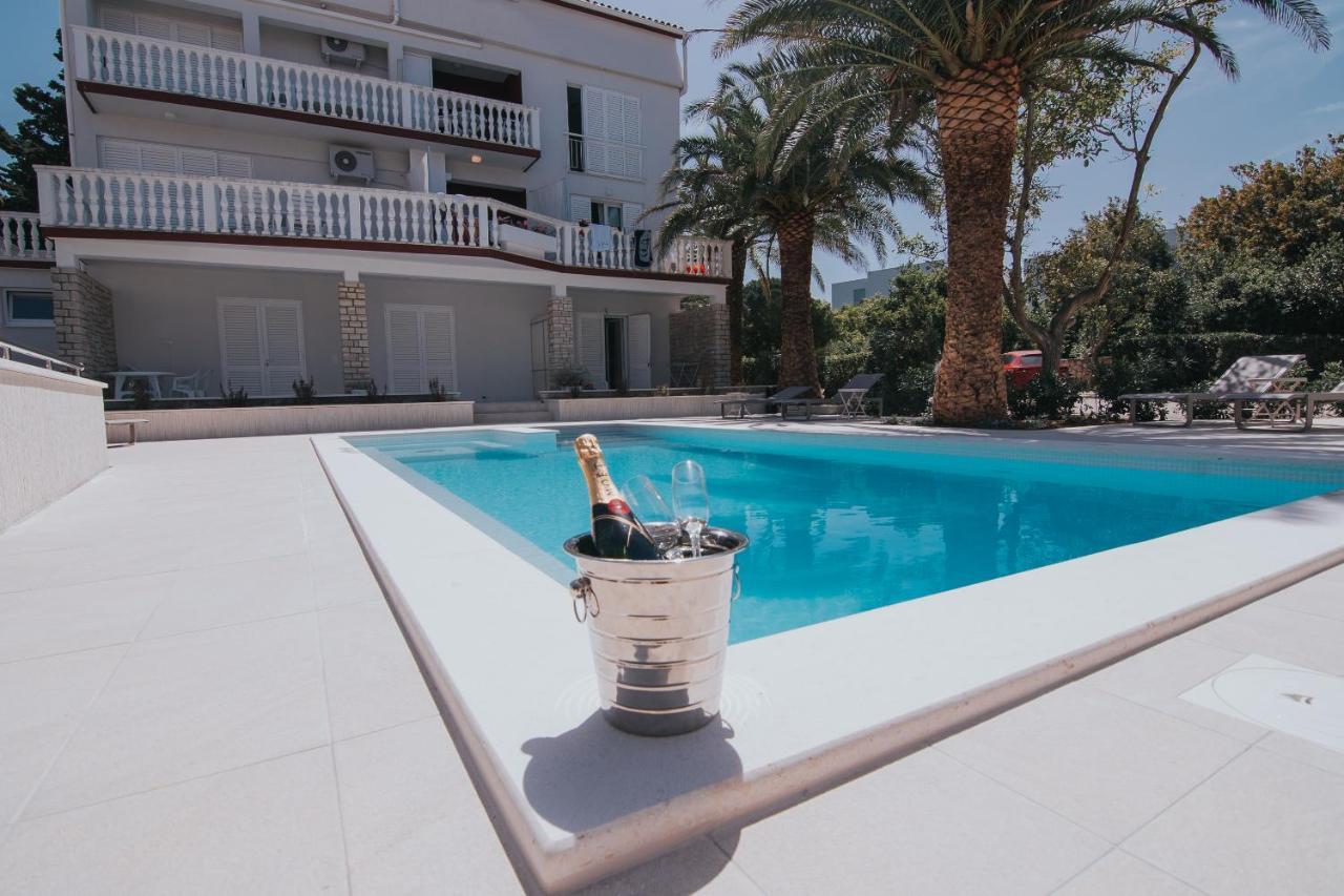Seagull Pool Apartments & Studios نوفاليا المظهر الخارجي الصورة