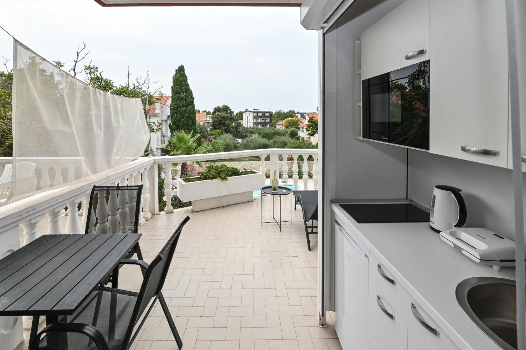 Seagull Pool Apartments & Studios نوفاليا المظهر الخارجي الصورة