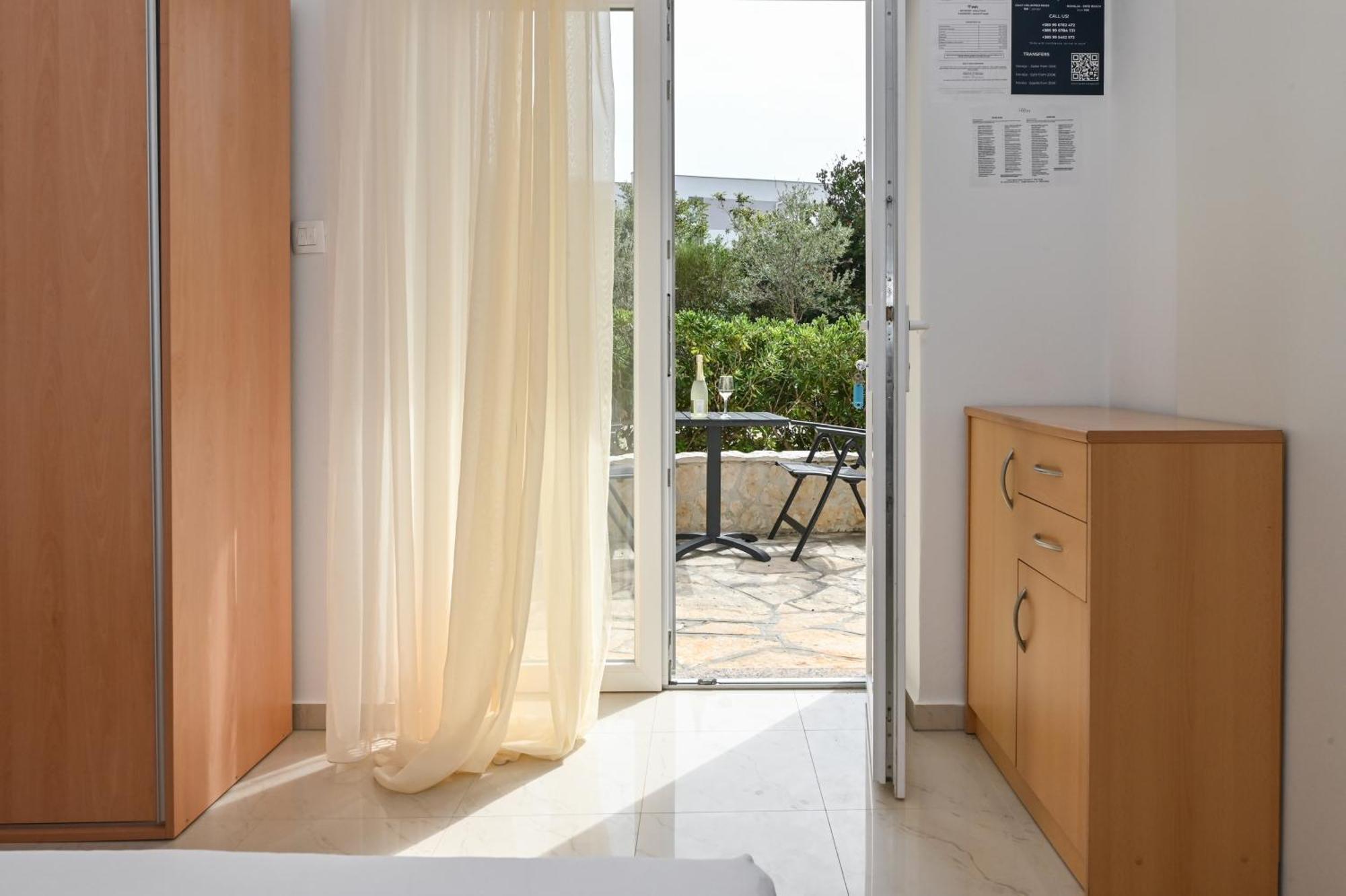 Seagull Pool Apartments & Studios نوفاليا الغرفة الصورة